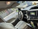 Toyota Sienna 2010 - Cần bán xe Toyota Sienna năm 2010, màu vàng, xe nhập