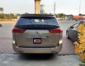 Toyota Sienna 2011 - Bán Toyota Sienna năm 2011, màu vàng, xe nhập