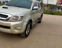 Toyota Hilux 2010 - Cần bán lại xe Toyota Hilux 2010, màu bạc, nhập khẩu