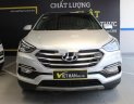 Hyundai Santa Fe 2018 - Cần bán xe Hyundai Santa Fe sản xuất năm 2018, giá chỉ 956 triệu