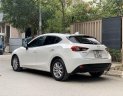 Mazda 3   2016 - Bán Mazda 3 đời 2016, màu trắng, 555 triệu