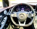 Mercedes-Benz GLC-Class GLC 300 2017 - Cần bán lại xe Mercedes GLC 300 sản xuất năm 2017, màu trắng, nhập khẩu nguyên chiếc