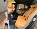 Mercedes-Benz C class 2019 - Cần bán lại chiếc xe Mercedes-Benz C300 AMG với giá thấp, đời 2019, giao xe nhanh