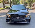 Mercedes-Benz C class C300 AMG 2019 - Bán xe Mercedes C300 AMG đời 2019, màu đen, xe mới 98%