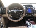 Toyota Camry 2013 - Cần bán Toyota Camry đời 2013, màu vàng