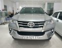 Toyota Fortuner 2.7V 2019 - Bán Toyota Fortuner 2.7V sản xuất năm 2019, màu bạc, xe cũ như mới