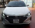 Hyundai Elantra 2019 - Cần bán lại xe Hyundai Elantra đời 2019, màu trắng giá cạnh tranh