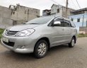 Toyota Innova   2011 - Cần bán lại xe Toyota Innova 2011, màu bạc chính chủ giá cạnh tranh