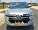 Toyota Innova   2018 - Bán Toyota Innova sản xuất 2018, màu bạc số sàn, 588tr