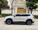 Hyundai Santa Fe 2019 - Cần bán gấp Hyundai Santa Fe sản xuất năm 2019, màu trắng