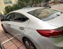 Hyundai Elantra 2016 - Cần bán lại xe Hyundai Elantra đời 2016, màu bạc chính chủ giá cạnh tranh