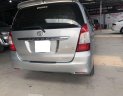 Toyota Innova 2012 - Cần bán xe Toyota Innova đời 2012, màu bạc, giá tốt