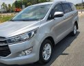 Toyota Innova   2018 - Bán Toyota Innova sản xuất 2018, màu bạc số sàn, 588tr