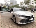 Toyota Camry   2019 - Bán Toyota Camry 2.5Q đời 2019, bảo hiểm thân vỏ 1 năm