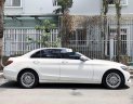 Mercedes-Benz C class  C250   2016 - Cần bán Mercedes C250 năm sản xuất 2016, màu trắng, xe gia đình