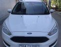 Ford Focus 2017 - Bán Ford Focus năm sản xuất 2017, màu trắng, giá tốt