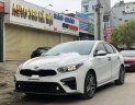 Kia Cerato 2019 - Bán Kia Cerato 1.6 AT đời 2019, màu trắng số tự động, giá 640tr