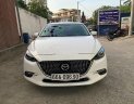 Mazda 3    2019 - Cần bán lại xe Mazda 3 đời 2019, màu trắng, 679tr