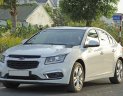 Chevrolet Cruze 2017 - Cần bán Chevrolet Cruze LTZ AT đời 2017, màu trắng số tự động