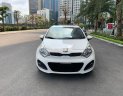 Kia Rio 2013 - Cần bán gấp Kia Rio sản xuất năm 2013, màu trắng, xe nhập như mới, 385 triệu