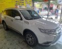 Mitsubishi Outlander 2019 - Bán xe Mitsubishi Outlander năm 2019, màu trắng, xe nhập, giá tốt