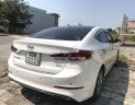 Hyundai Elantra    2018 - Cần bán Hyundai Elantra đời 2018