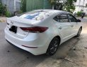 Hyundai Elantra 2017 - Cần bán lại xe Hyundai Elantra 1.6AT năm sản xuất 2017, màu trắng số tự động, giá 556tr