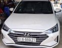 Hyundai Elantra   2019 - Bán Hyundai Elantra sản xuất năm 2019, màu trắng, xe nhập chính chủ, 690tr