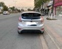 Ford Fiesta   2015 - Cần bán gấp Ford Fiesta năm sản xuất 2015, màu bạc