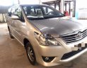 Toyota Innova   2012 - Bán Toyota Innova năm sản xuất 2012, màu bạc, xe gia đình 