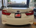 Toyota Camry 2014 - Bán Toyota Camry năm sản xuất 2014, màu trắng số tự động