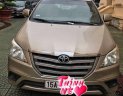 Toyota Innova 2015 - Cần bán gấp Toyota Innova năm 2015, màu vàng, giá tốt