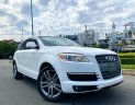 Audi Q7 2008 - Bán ô tô Audi Q7 đời 2008, màu trắng, xe ít đi, giá siêu tốt