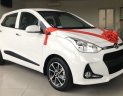 Hyundai Grand i10 2020 - Bán xe Hyundai Grand i10 1.2 AT, sản xuất 2020, màu trắng, giao nhanh