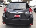 Toyota Yaris 2015 - Cần bán gấp Toyota Yaris 1.3G AT 2015, màu xám, nhập khẩu