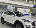 Hyundai Tucson   2020 - Cần bán xe Hyundai Tucson sản xuất 2020, màu trắng, giá 784tr