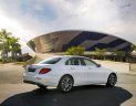 Mercedes-Benz E class 2020 - Cần bán nhanh chiếc Mercedes-Benz E200 Exclusive, sản xuất 2020, giá thấp