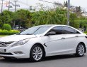 Hyundai Sonata 2010 - Cần bán lại xe Hyundai Sonata sản xuất năm 2010, màu trắng, nhập khẩu