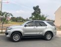 Toyota Fortuner   2013 - Bán Toyota Fortuner 2.5G đời 2013, màu bạc xe gia đình