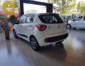 Hyundai Grand i10 2019 - Bán ô tô Hyundai Grand i10 1.2AT năm 2019, màu trắng