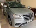 Toyota Innova   2016 - Bán Toyota Innova 2.0E 2016, màu bạc, xe gia đình 