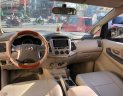 Toyota Innova 2.0G 2013 - Bán xe Toyota Innova 2.0G năm sản xuất 2013, màu bạc như mới, giá tốt