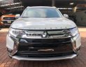 Mitsubishi Outlander 2018 - Bán xe Mitsubishi Outlander đời 2018, màu trắng số tự động