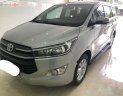 Toyota Innova 2017 - Bán Toyota Innova đời 2017, màu bạc, số sàn, 595tr