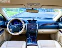 Toyota Camry 2.0E 2017 - Bán ô tô Toyota Camry 2.0E đời 2017, màu đen số tự động, giá tốt