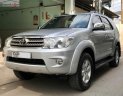 Toyota Fortuner   2010 - Bán Toyota Fortuner 2.5G sản xuất năm 2010, màu bạc còn mới