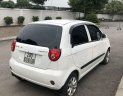 Chevrolet Spark   2011 - Cần bán gấp Chevrolet Spark đời 2011, màu trắng  