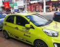 Kia Picanto 2014 - Bán Kia Picanto năm sản xuất 2014, màu vàng, nhập khẩu nguyên chiếc xe gia đình giá cạnh tranh