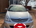 Toyota Innova   2010 - Bán Toyota Innova năm sản xuất 2010, màu bạc xe gia đình, 326 triệu