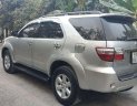 Toyota Fortuner 2.5G 2010 - Bán Toyota Fortuner 2.5G đời 2010, màu bạc, nhập khẩu nguyên chiếc xe gia đình